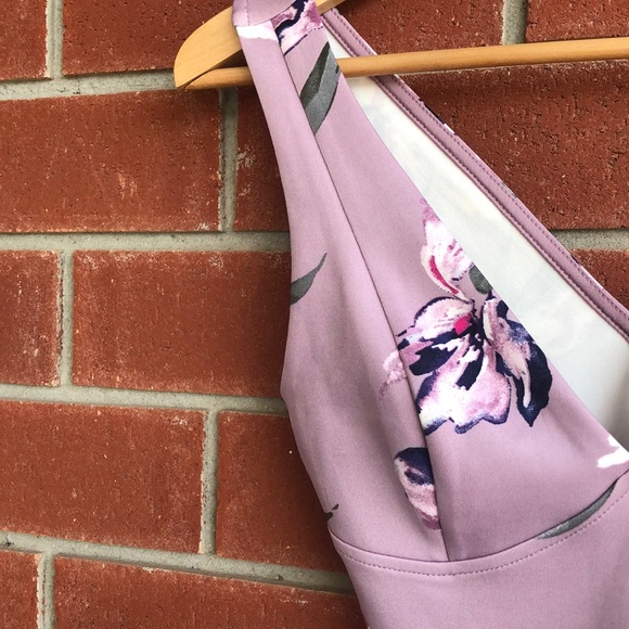 cute & fancy crop tank - Picture 3 of 3